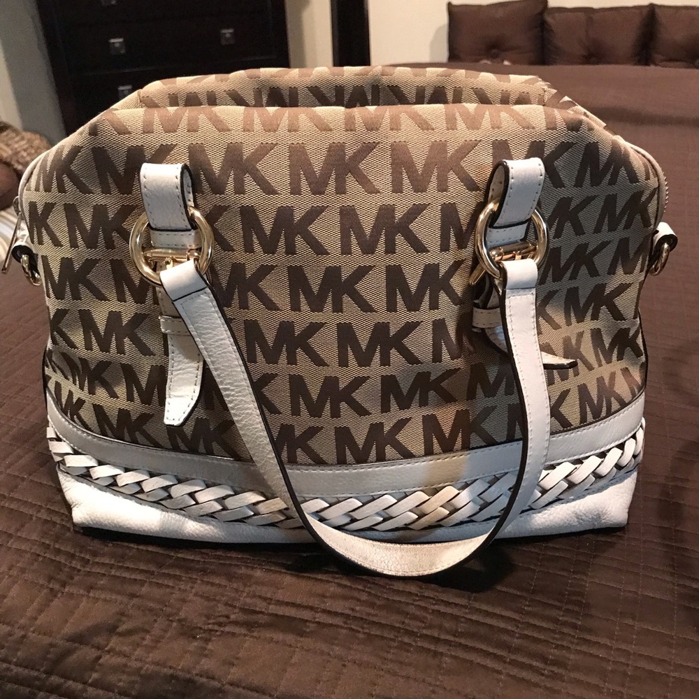 Michael Kors purse